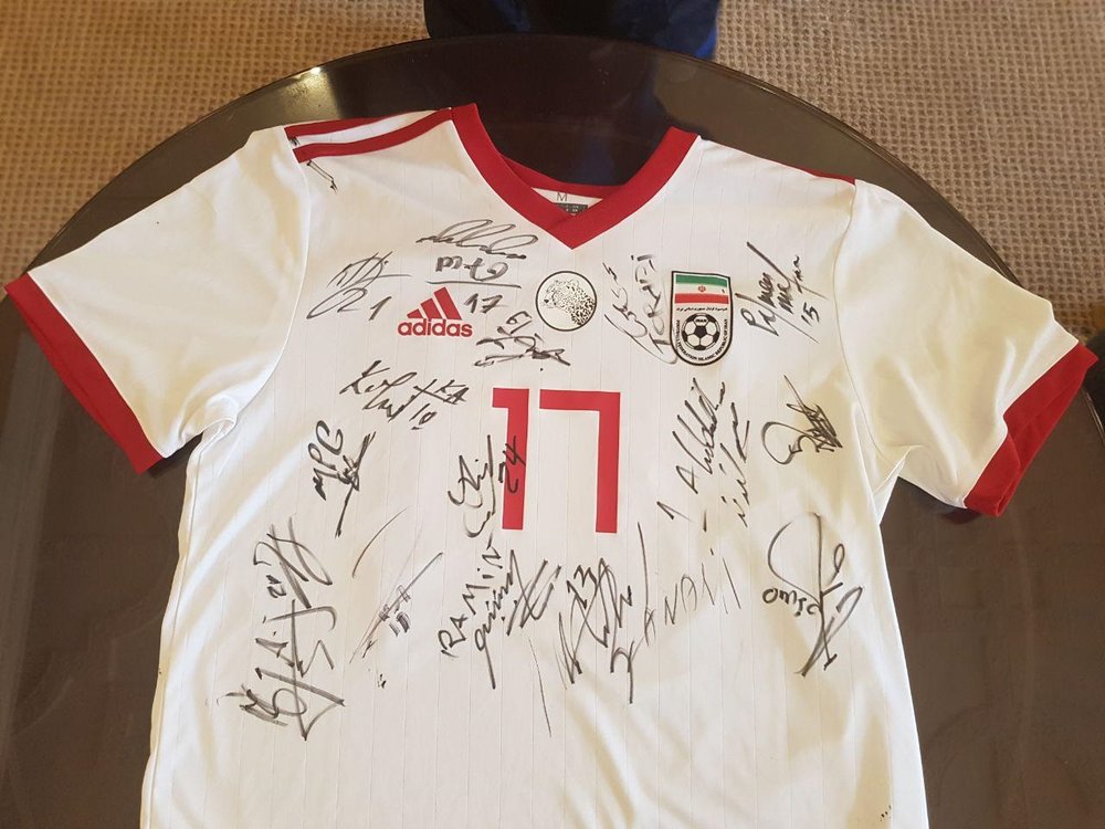 حضور یک هوادار ژاپنی در اردوی تیم‌ملی ایران