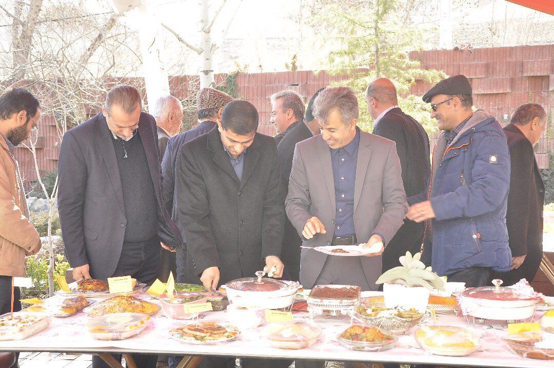 نمایشگاه آثار هنرمندان لواسان افتتاح شد