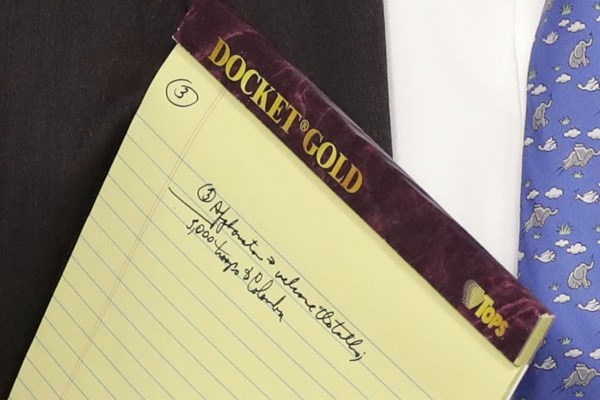 دستنوشته جنجالی بولتون در مورد ونزوئلا: «اعزام ۵۰۰۰ نیرو به کلمبیا» دستنوشته جنجالی بولتون در مورد ونزوئلا: «اعزام ۵۰۰۰ نیرو به کلمبیا»