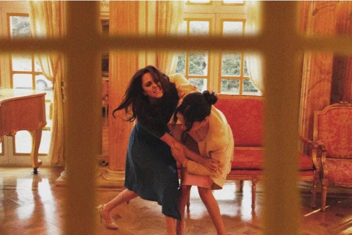 عکس/ گیس و گیسکشی دو عروس ملکه انگلیس! عکس/ گیس و گیسکشی دو عروس ملکه انگلیس!