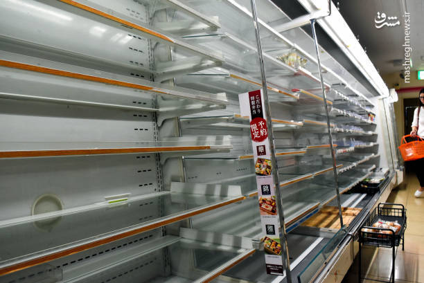 عکس/ هجوم مردم ژاپن به فروشگاه‌ها