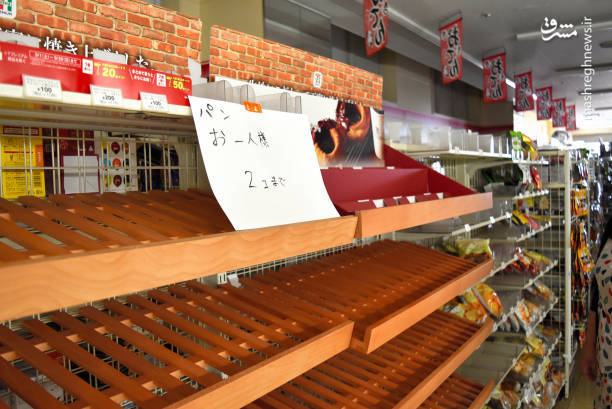 عکس/ هجوم مردم ژاپن به فروشگاه‌ها