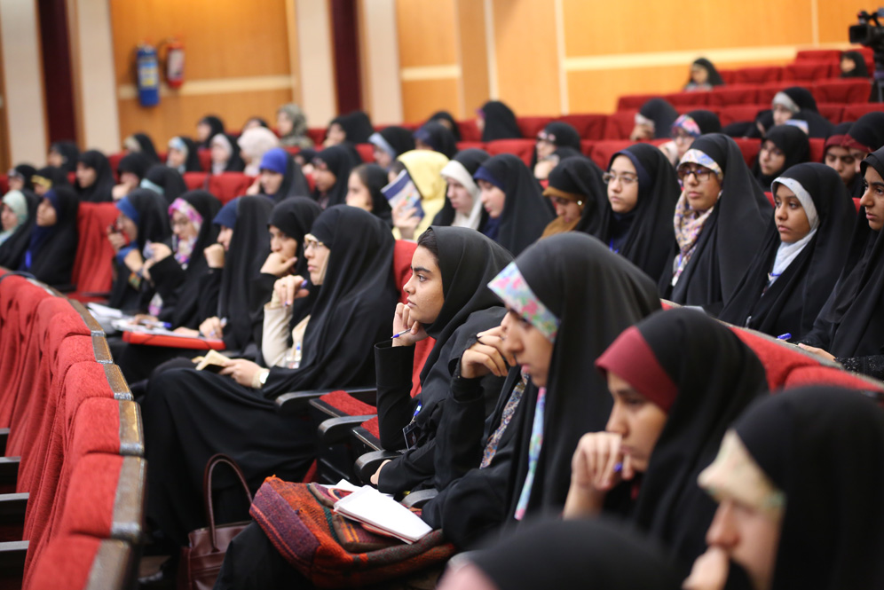 مشکلات امروز نتیجه مدیریت ضعیف و ناکارآمدی برخی مسئولان است