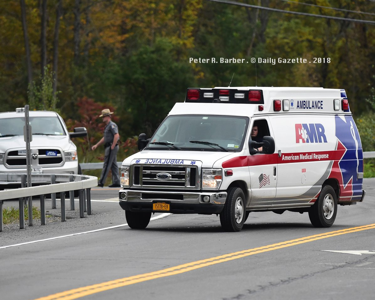 سانحه رانندگی در یک مراسم عروسی در آمریکا 20 کشته بر جای گذاشت سانحه رانندگی در یک مراسم عروسی در آمریکا 20 کشته بر جای گذاشت