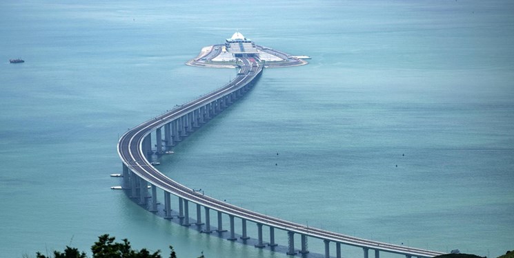 بزرگترین پل آبی جهان 4 روز دیگر افتتاح میشود بزرگترین پل آبی جهان 4 روز دیگر افتتاح میشود