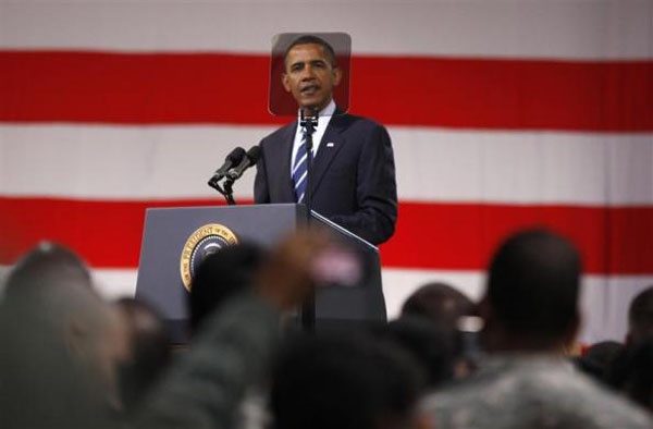 متن سخنرانی چطور در دستگاه شیشه ای جلوی روحانی دیده می شود؟ متن سخنرانی چطور در دستگاه شیشه ای جلوی روحانی دیده می شود؟