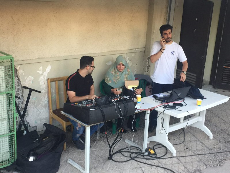 عکس/خانم گوینده در ورزشگاه آزادی