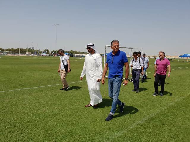 تصاویری از کیروش در ورزشگاههای امارات تصاویری از کیروش در ورزشگاههای امارات