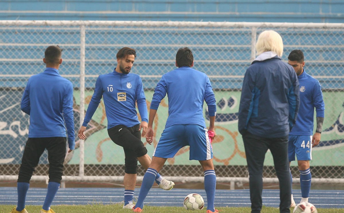 تمرین استقلالی‌ها در هوای آلوده+عکس