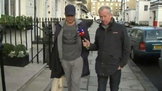 مورینیو در حال پیادهروی در لندن آفتابی شد؛هیچگاه رویکردم را عوض نخواهم کرد+تصاویر مورینیو در حال پیادهروی در لندن آفتابی شد؛هیچگاه رویکردم را عوض نخواهم کرد+تصاویر