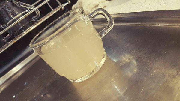 آب شرب اهواز باز هم سوژه شد