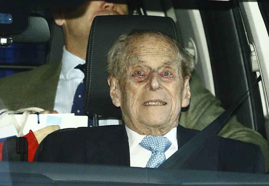 عکس/ همسر ملکه انگلیس از بیمارستان مرخص شد عکس/ همسر ملکه انگلیس از بیمارستان مرخص شد