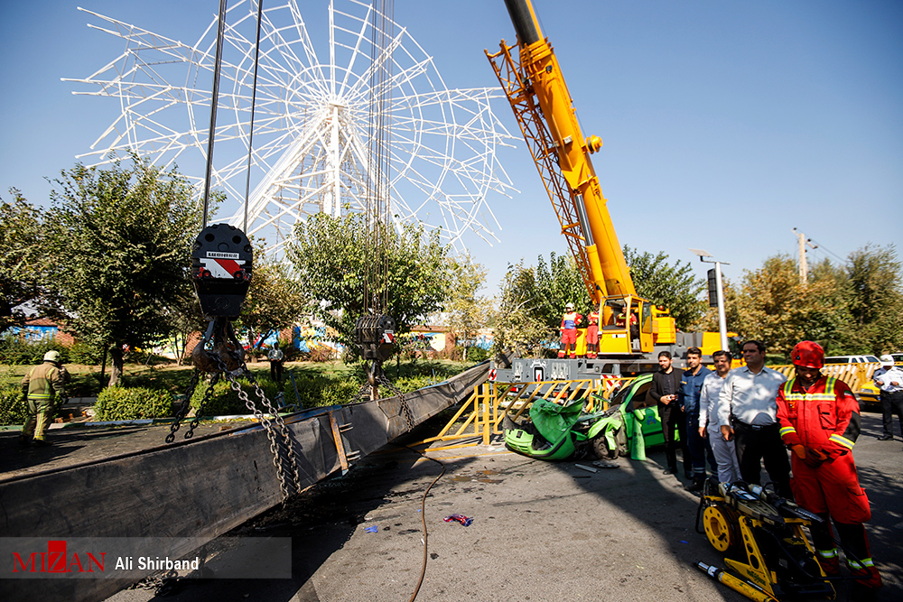 تصاویر جدید از محل سقوط جرثقیل در تهران